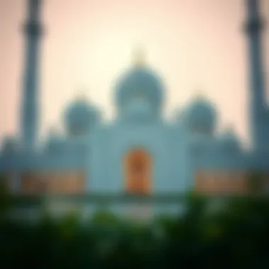 Sheikh Zayed Grand Mosque: A Masterpiece of Islamic Architecture The stunning Sheikh Zayed Grand Mosque in Abu Dhabi